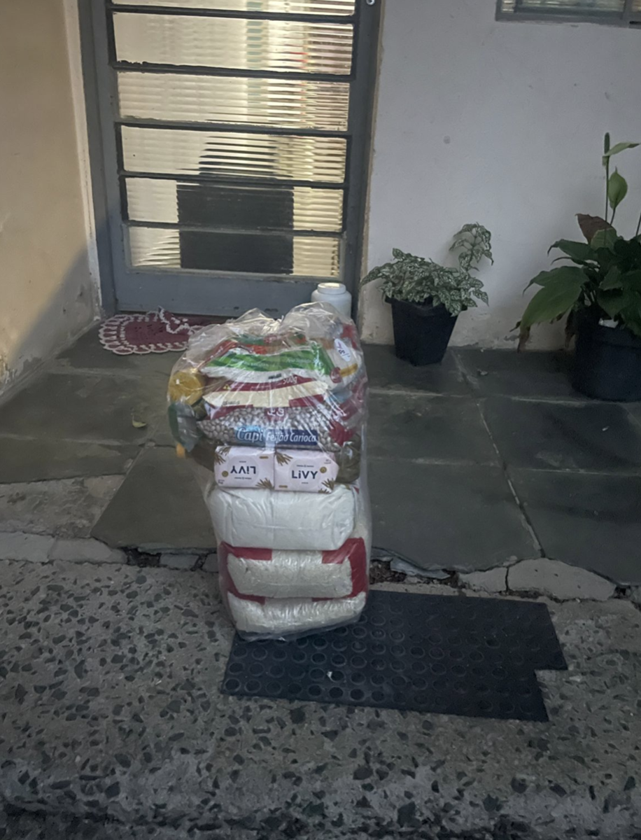 Entrega de cestas básicas 8